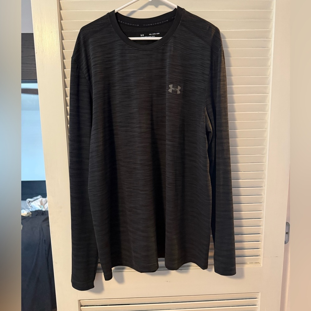 Under Armour Men's Black Long Sleeve Tee